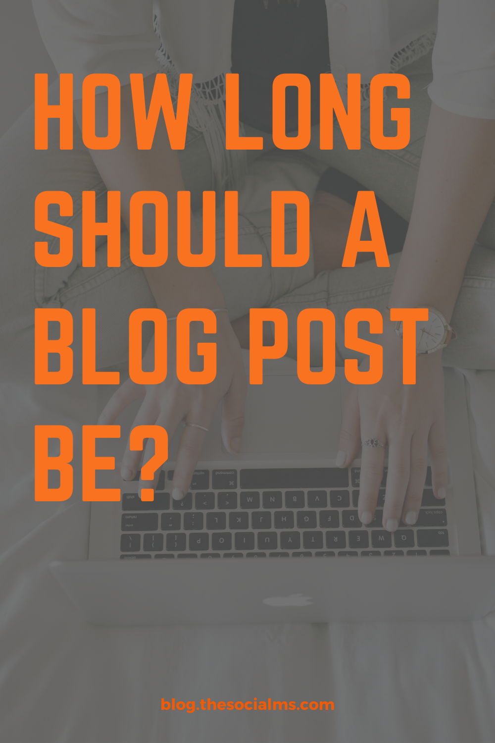 What number of words is an absolute minimum for a perfect blog post and what blog post length should you aim for? How long should your blog posts be? #blogpostcreation #contentcreation #blogwriting #blogging101 #bloggingtips #bloggingforbeginners #startablog #blogpostlength